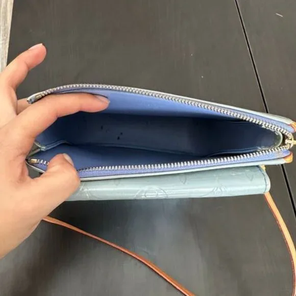 Louis Vuitton Light Blue Monogram Vernis Shoulder Bag